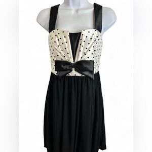 Vintage 80’s Jessica McClintock for Gunne Sax black & white polka dot dress.